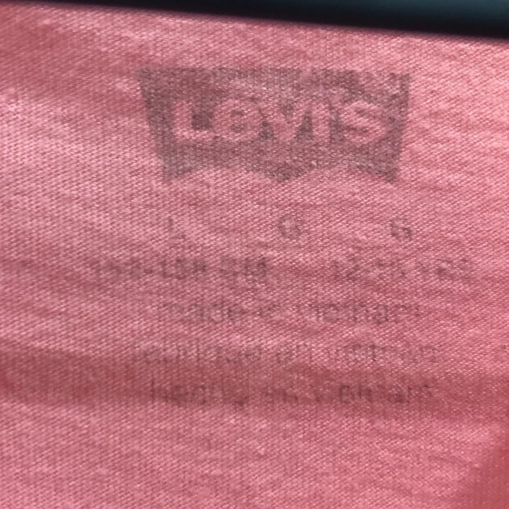Levi’s Snoopy Peanuts Cartoon Short Sleeve T-Shirt Top - Picture 4 of 4